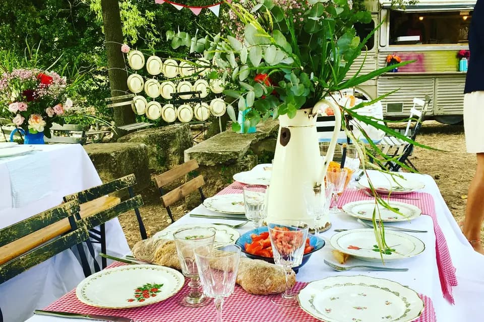 Louise & Juliette - Location de vaisselle et objets vintages — photo 6