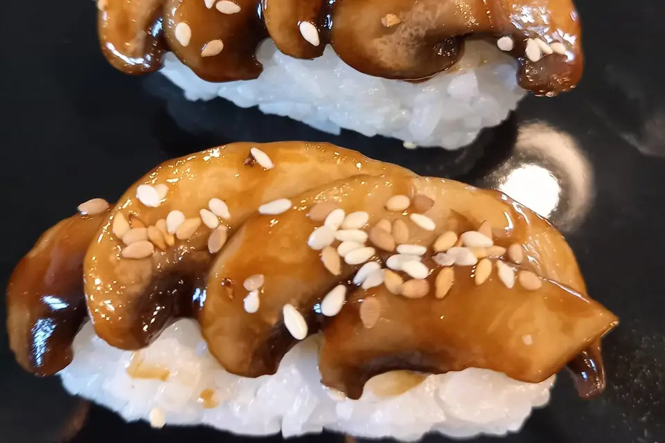 Tata Sushi — photo 3