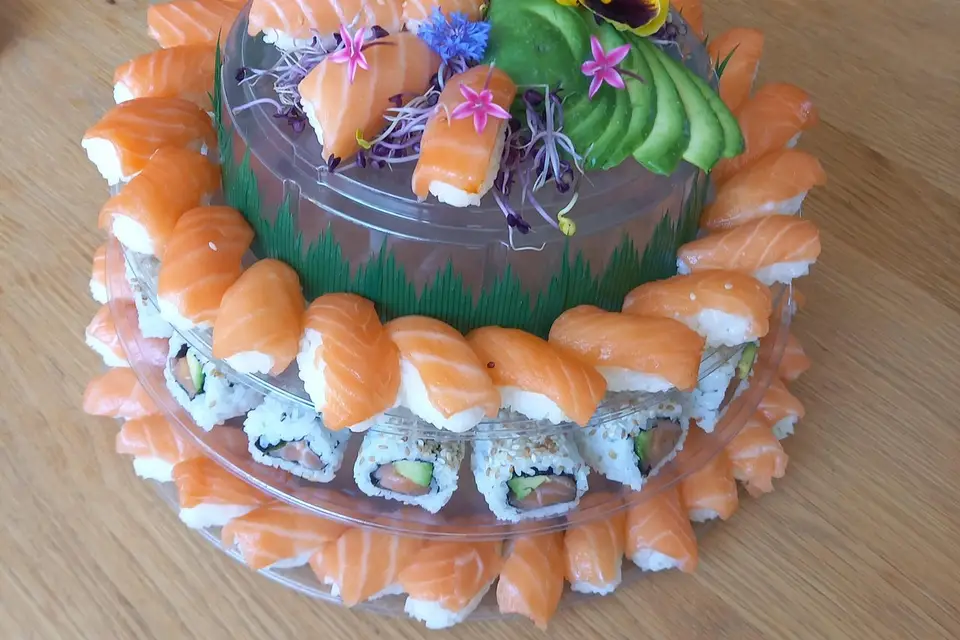 Tata Sushi — photo 7