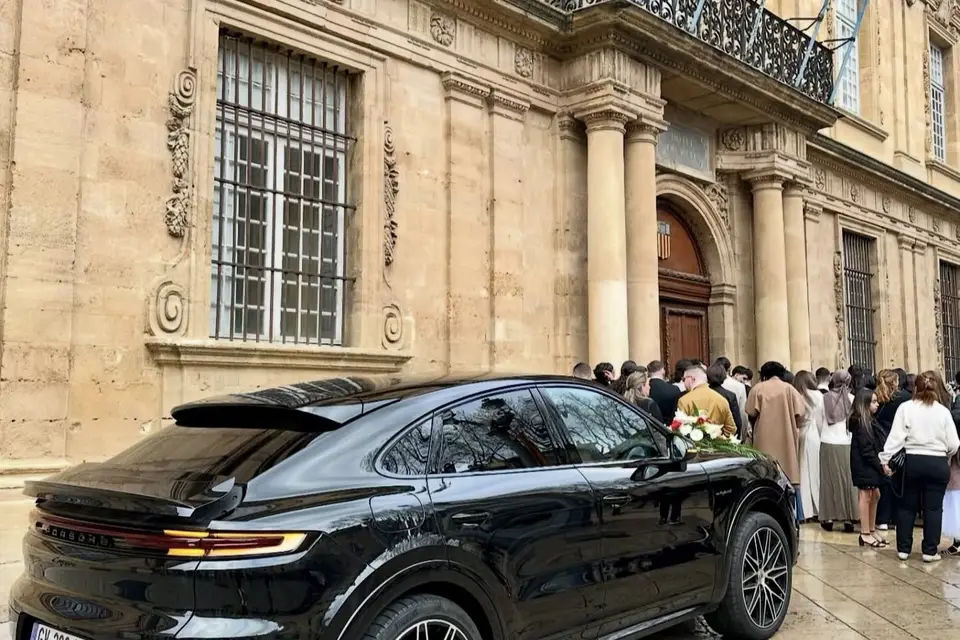 Prestige Location Car