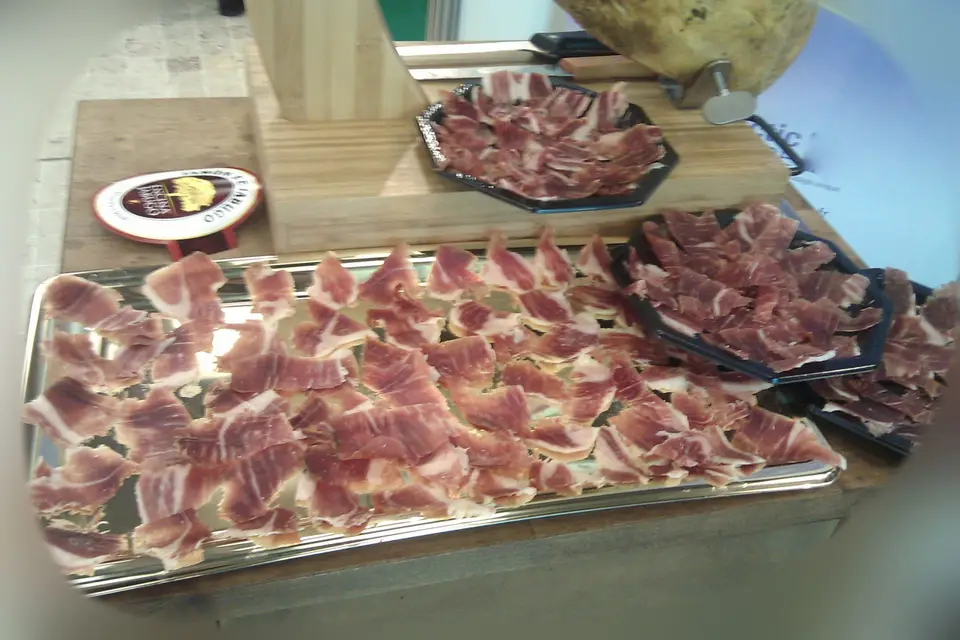 Jamon Cortador — photo 2