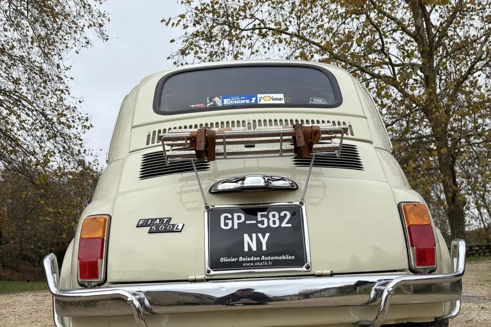 Vintage car by M&M — photo 3