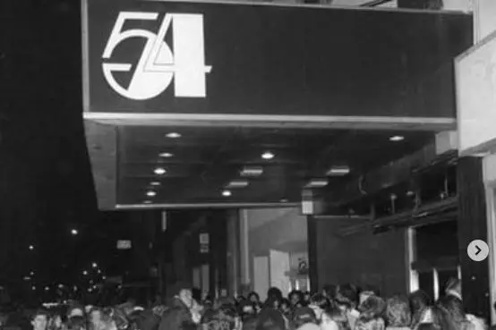 Monsieur — photo 4