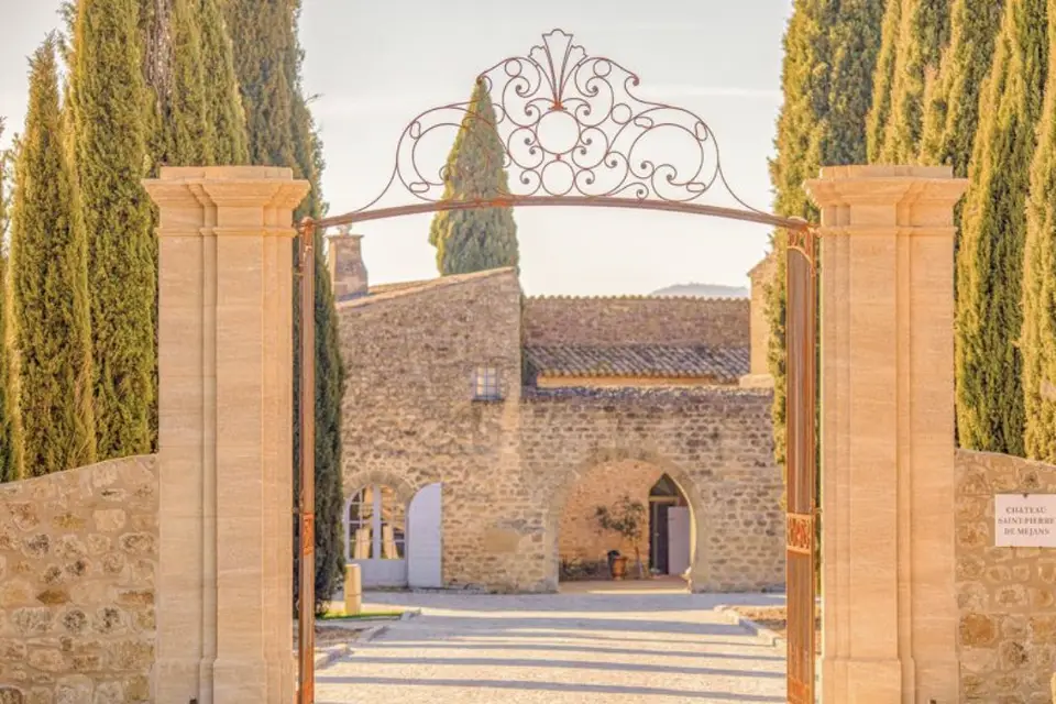 Saint Pierre de Mejans — photo 1