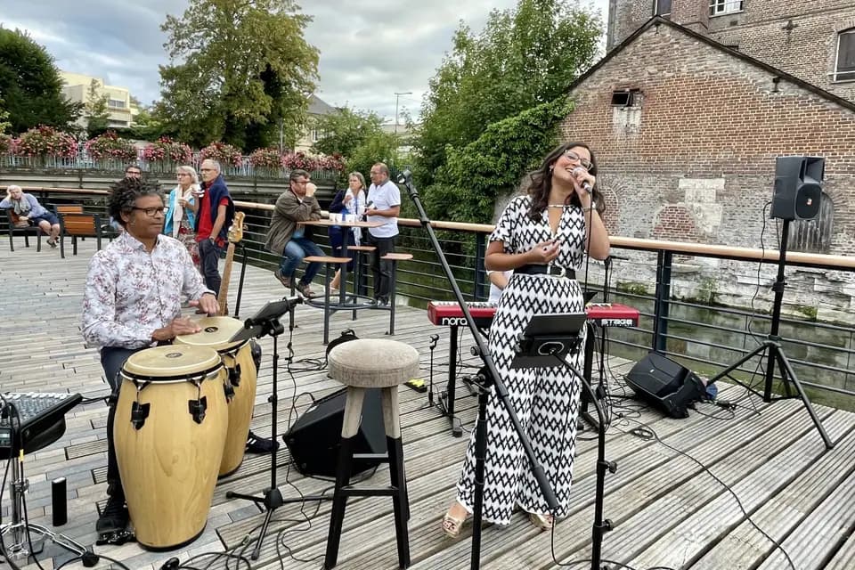 Lauren Gold — photo 3