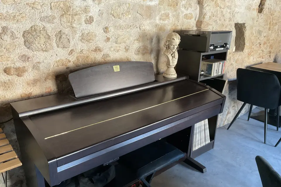 Chez Corvus — photo 5