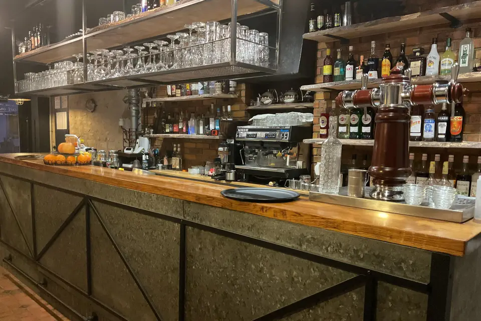 Chez Corvus — photo 1