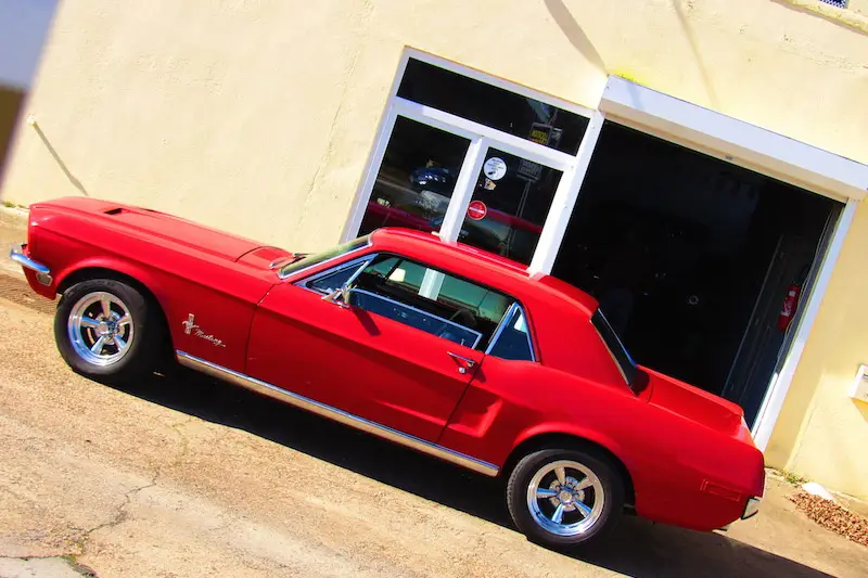 Location Ford Mustang — photo 4