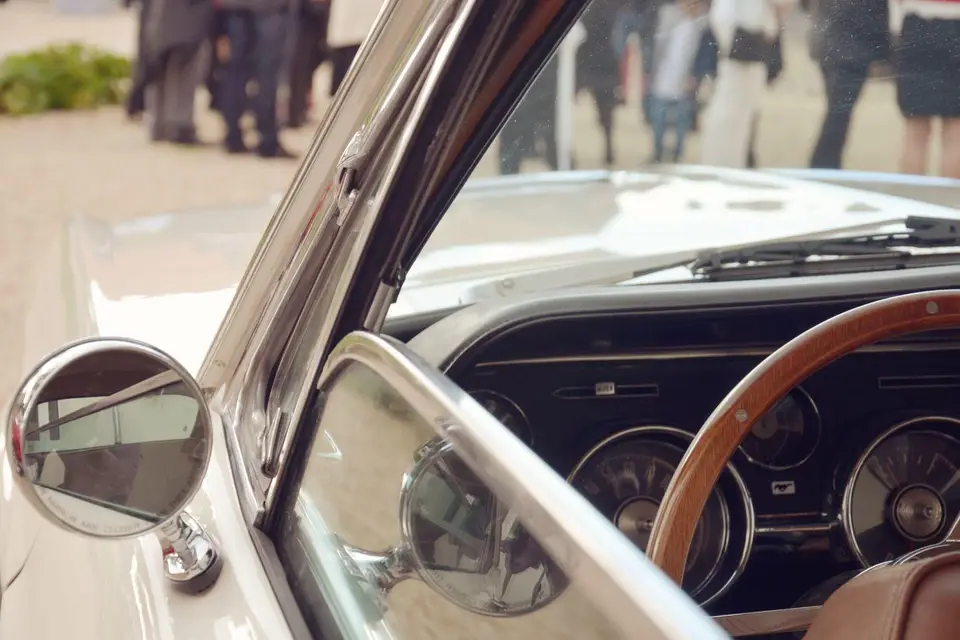 Location Ford Mustang — photo 7