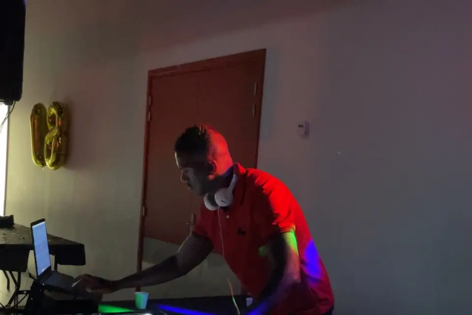 Instantglmusic — photo 2