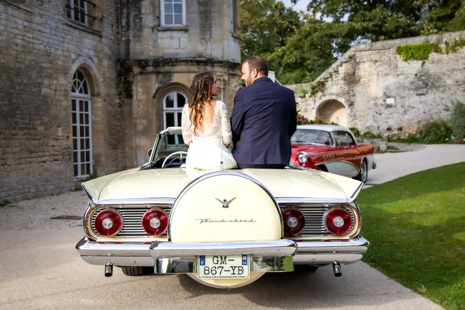 Americaine Car T-Bird Location — photo 7