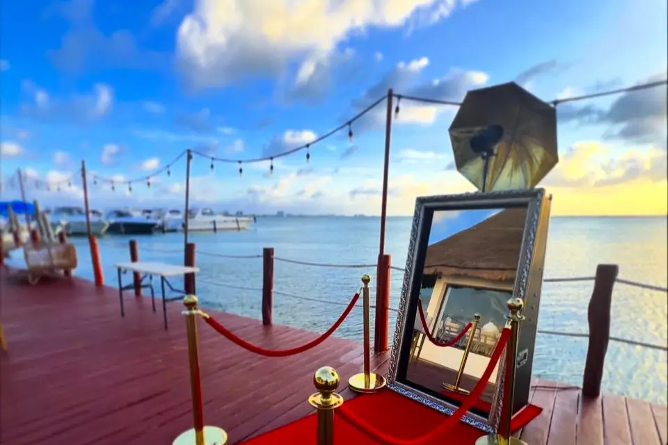 French Riviera Photobooth