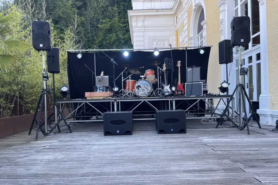 La Camioneta — photo 2