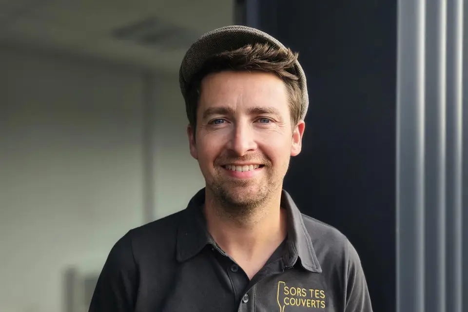 Sors Tes Couverts — photo 2