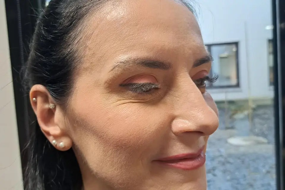 Makeupbyanissa — photo 1