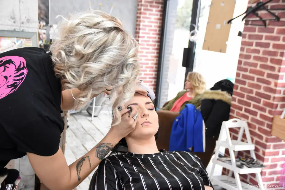 Attitude Coiffure — photo 4