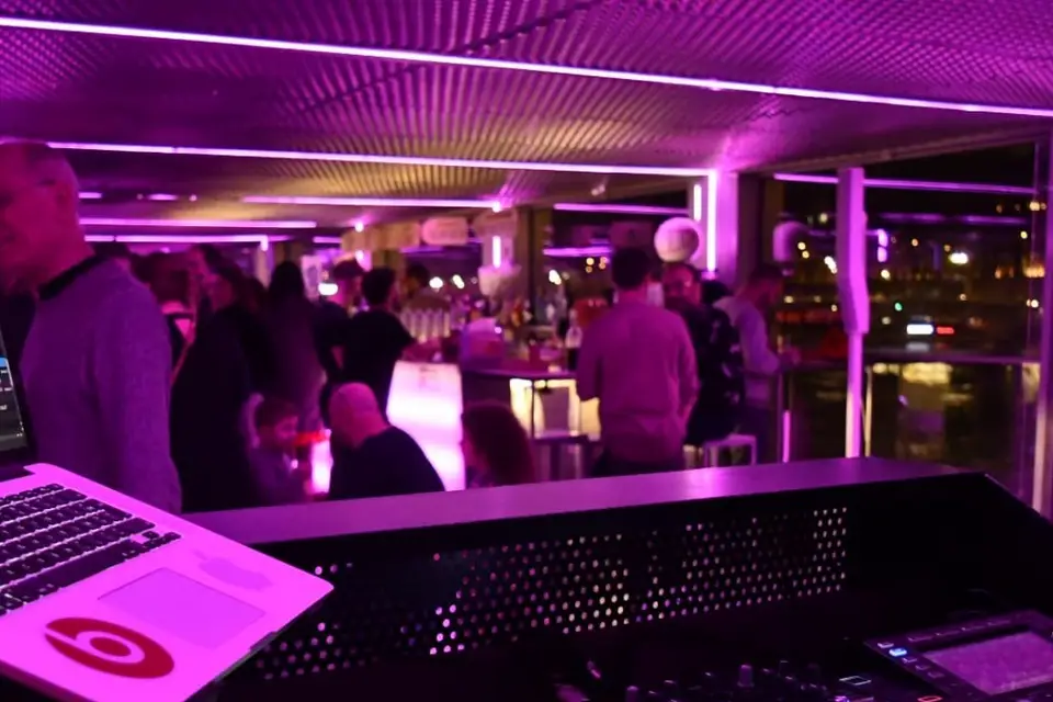 Quatre Cent Quarante — photo 2