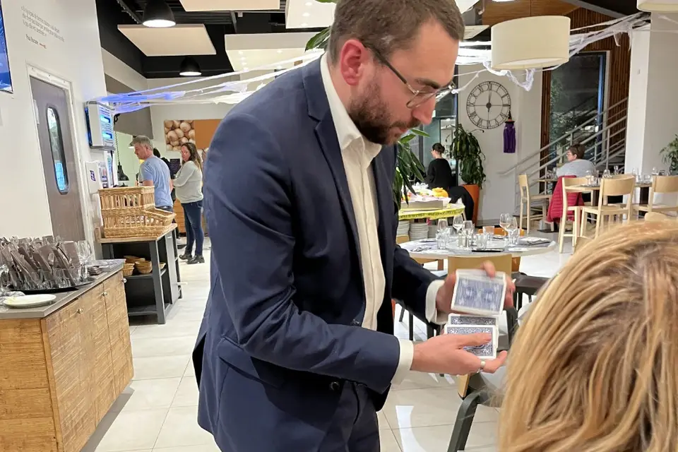 Thibault Ricard - Magicien — photo 7