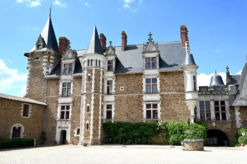 Château de La Colaissière — photo 2