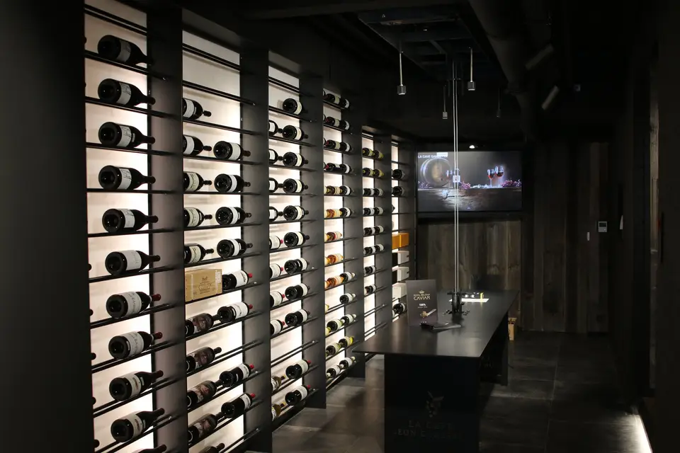 La Cave Léon Gambetta — photo 1