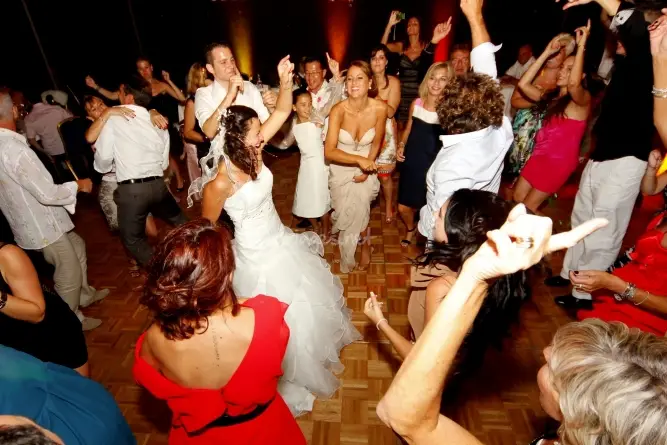 JuliusDesigns — photo 5