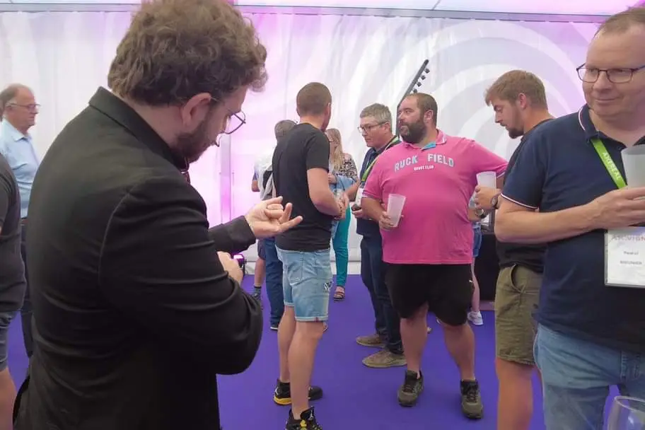 Léon Foby - Magicien, mentaliste  et hypnotiseur — photo 2