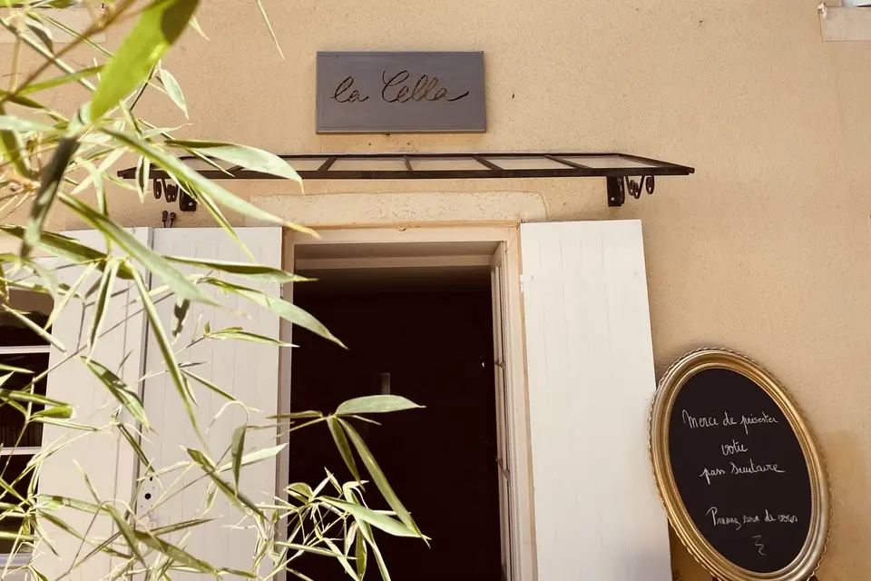 Belle Fontaine — photo 7