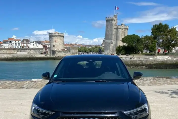 A&T Luxury Car — photo 7