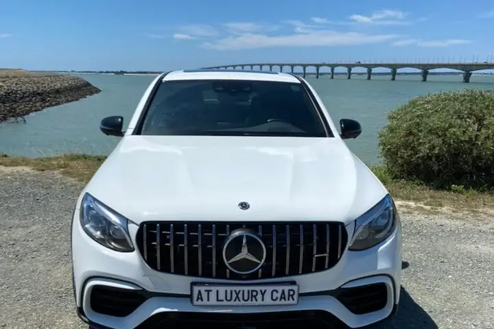 A&T Luxury Car — photo 2