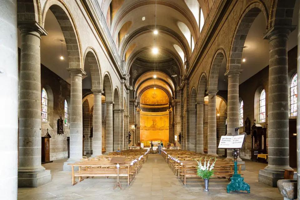 Manu Bezely — photo 8