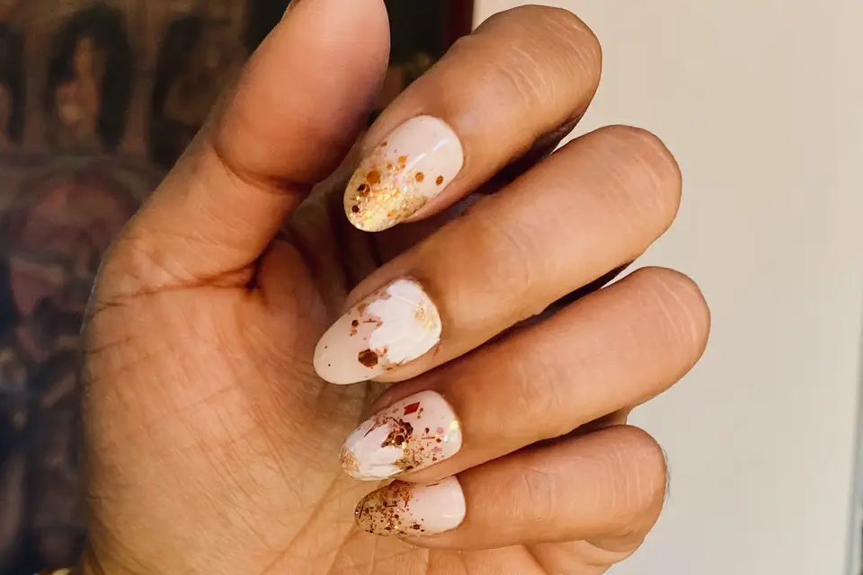 Madame George — photo 1