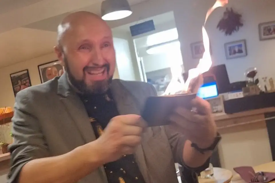 Touzot Gérald Magicien Illusionniste — photo 6