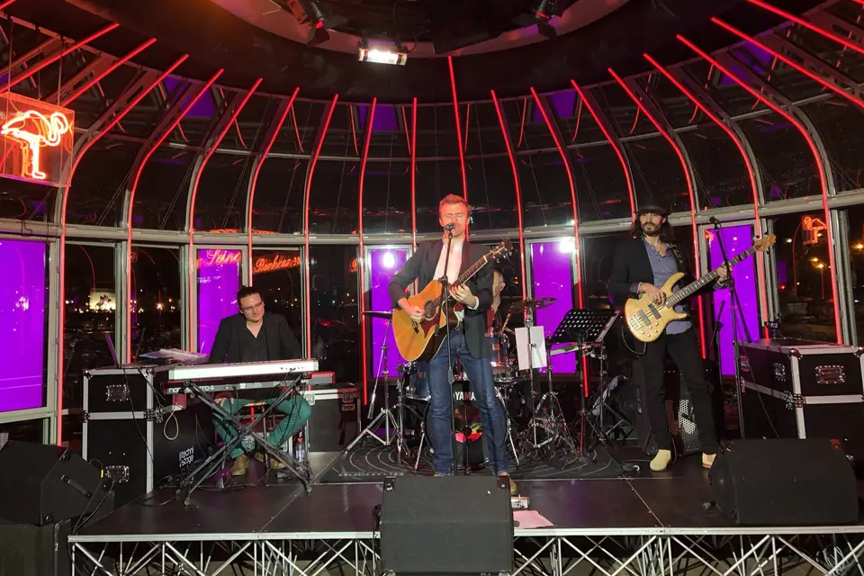 Groove Is In The Heart