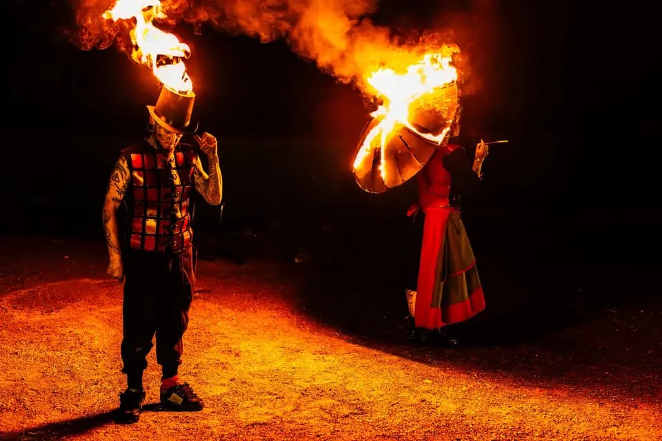 Ciné Prod - Spectacle feu, illusions et artifices — photo 2