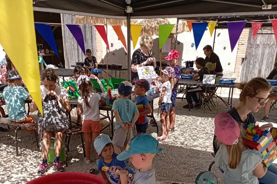 La Rue Briques — photo 4