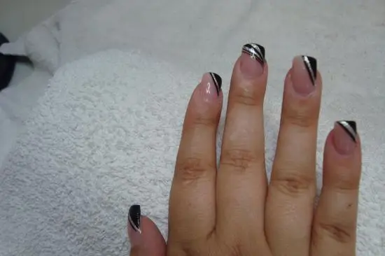 Aux Mains d'Or et d'Argent — photo 2