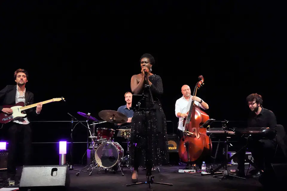 Florence P Promotion — photo 7