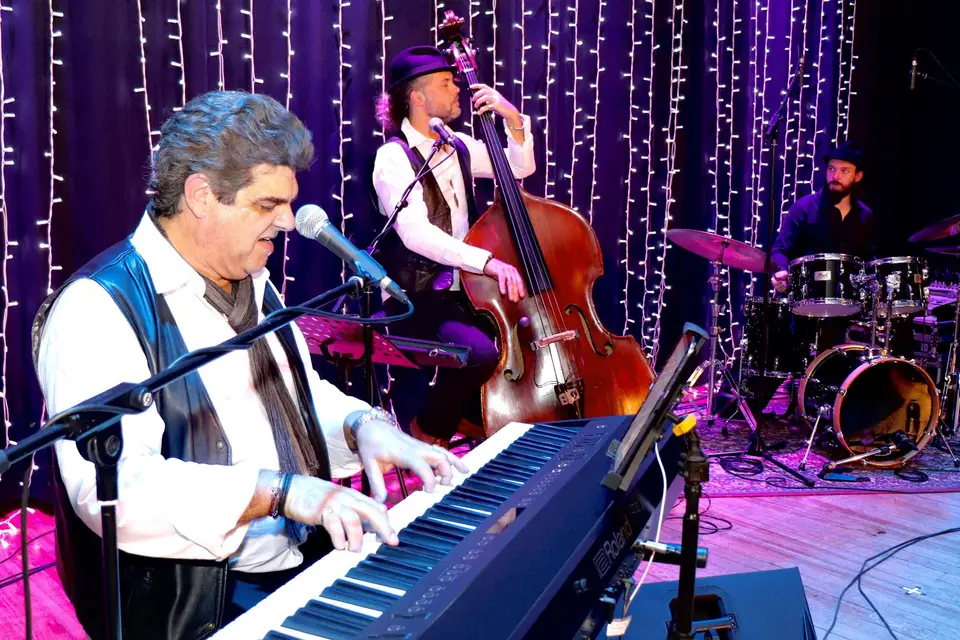 Eric Darvay Productions — photo 9