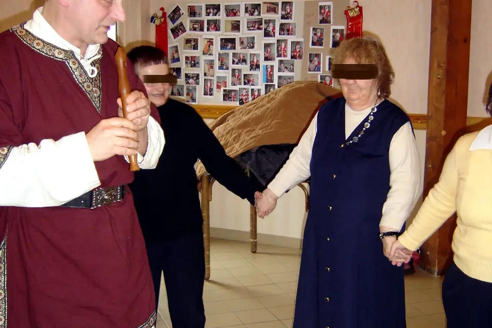 Du Moyen-Age à nos Jours — photo 7