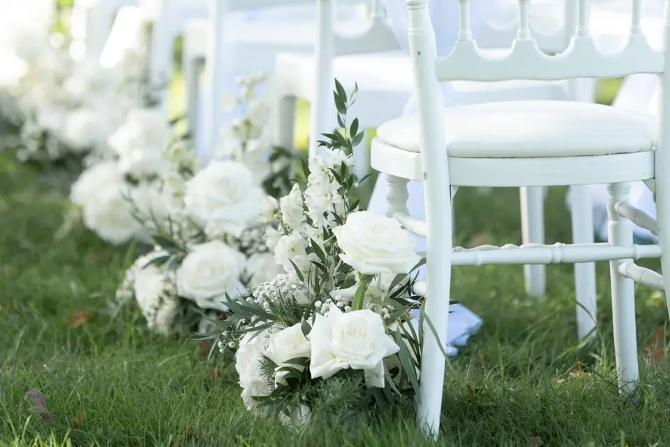 Elise M - Designer floral — photo 6