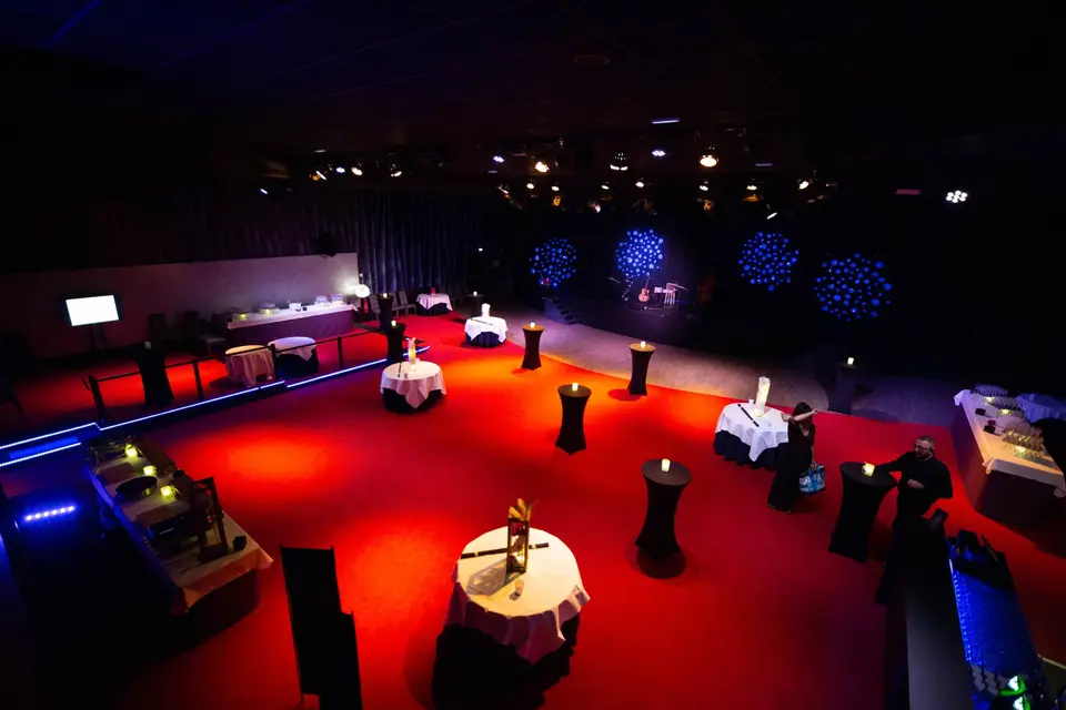 Cabaret Moustache — photo 1