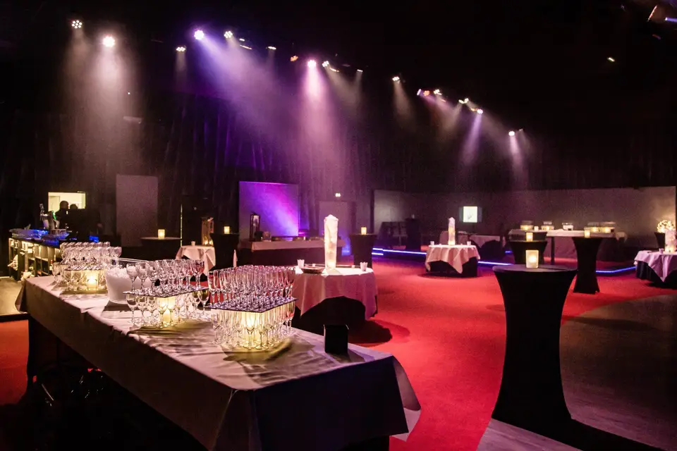 Cabaret Moustache — photo 5