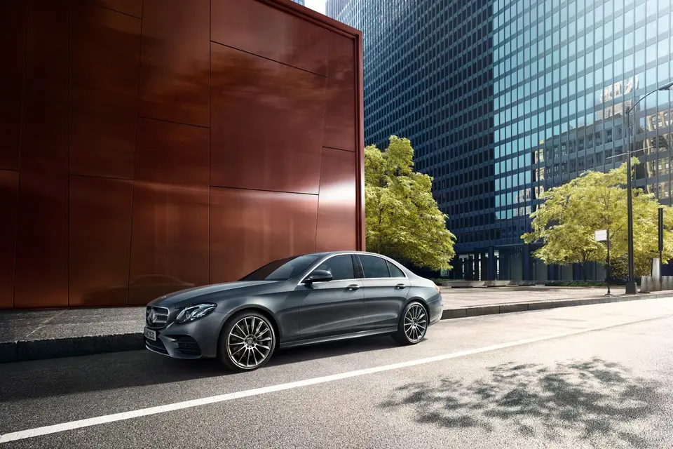 Mercedes-Benz Rent Béziers — photo 6