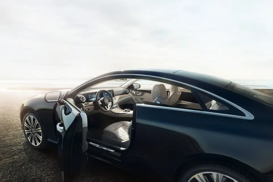 Mercedes-Benz Rent Béziers — photo 8