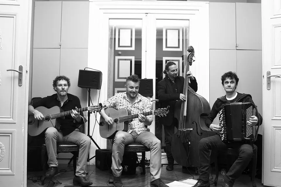 Swing Folie — photo 5