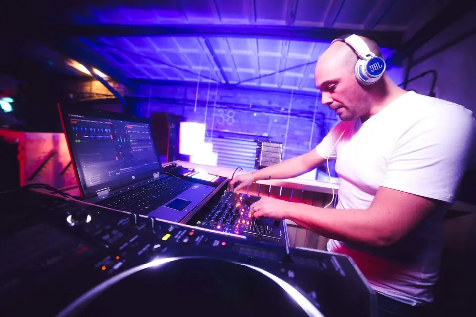 DJ Pascal Blanc — photo 1