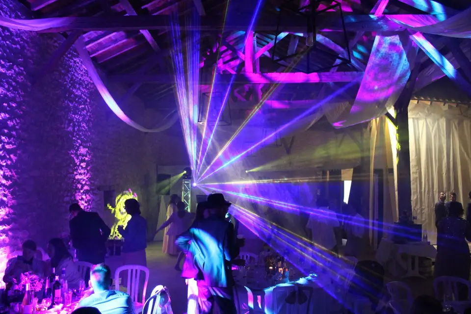 White Decibel — photo 2