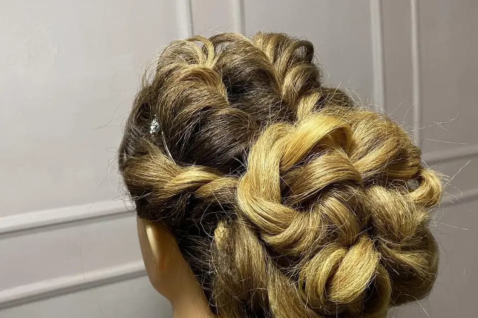 Khairly Hair & Beauty — photo 8