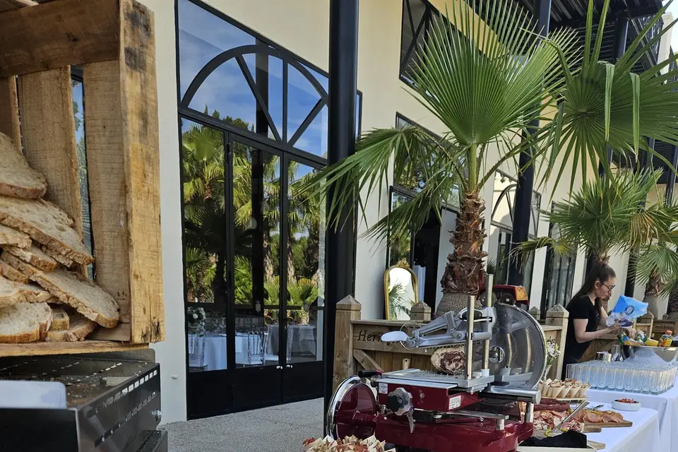 Cave a Manger — photo 3