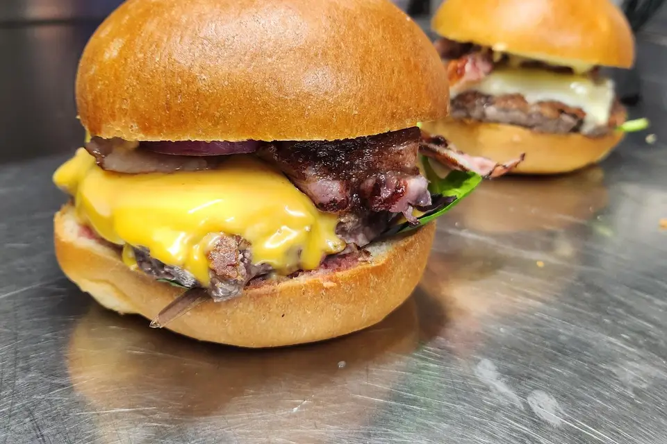 Berry Truck — photo 1